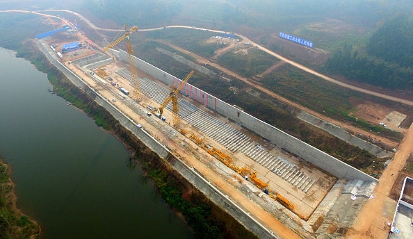 China to build Titanic replica