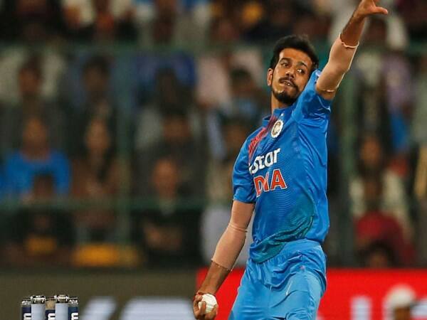 rohit strategy gave result and pakistan lost its first wicket to chahal