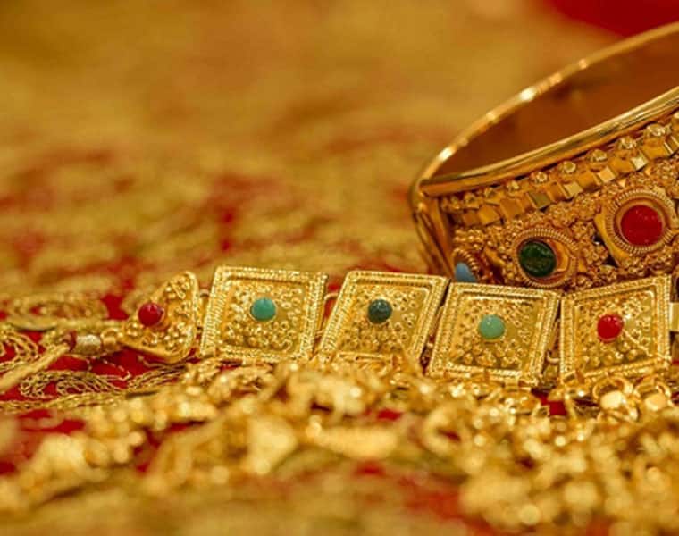 gold rate goes higher due to festival season and issues in share market