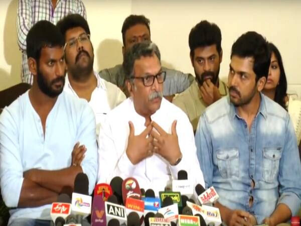 actror vishal fined 4 crores by court