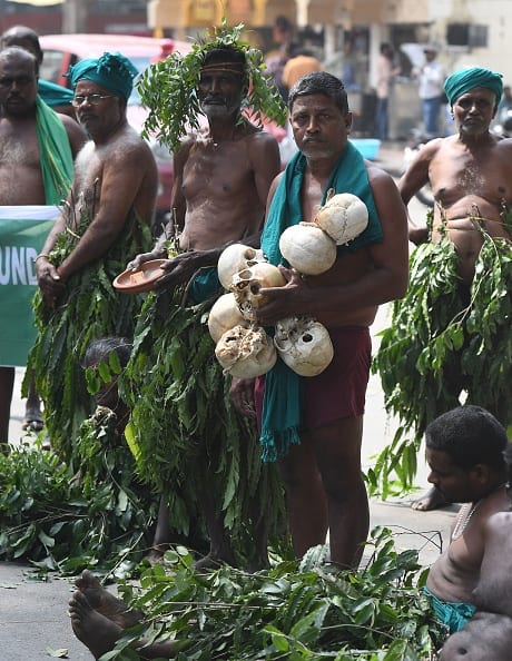 Ayyakannu Tamil Nadu farmers protest centre not responding skull naked protest