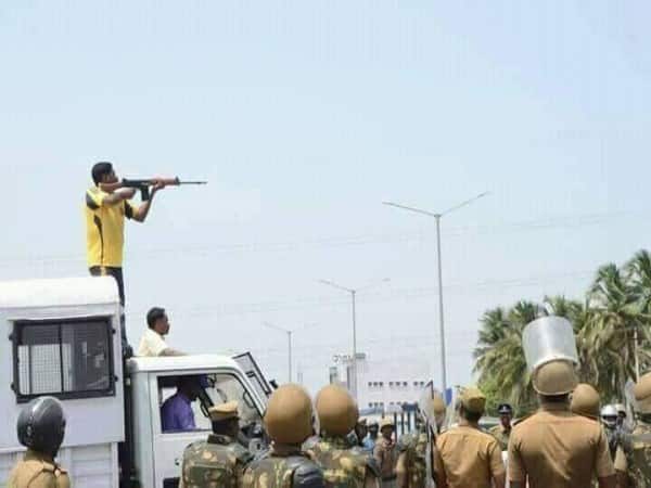 Velmurugan attacked Rajinikanth on tuticorin firing issue