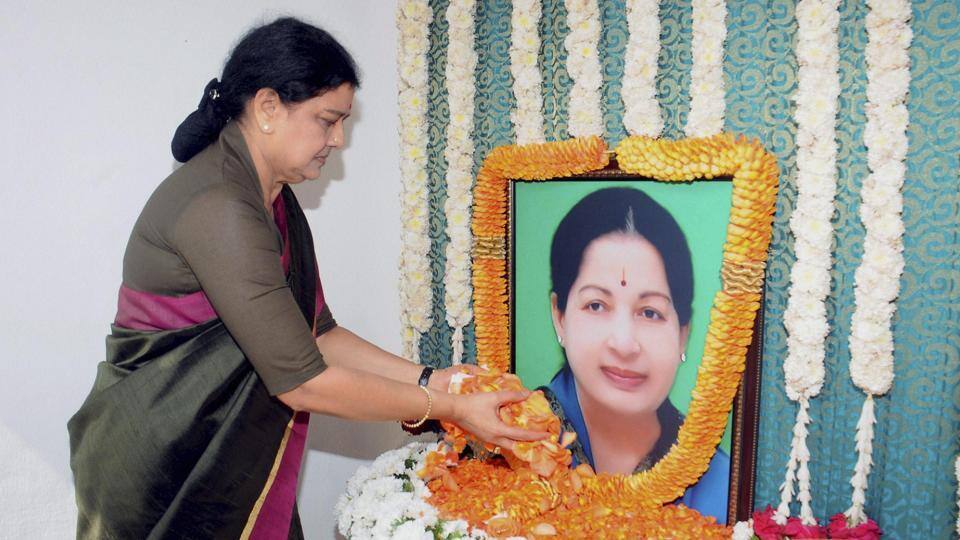 shashikala should-be-removed-from-the-post-of-general-s-LKQ2RB