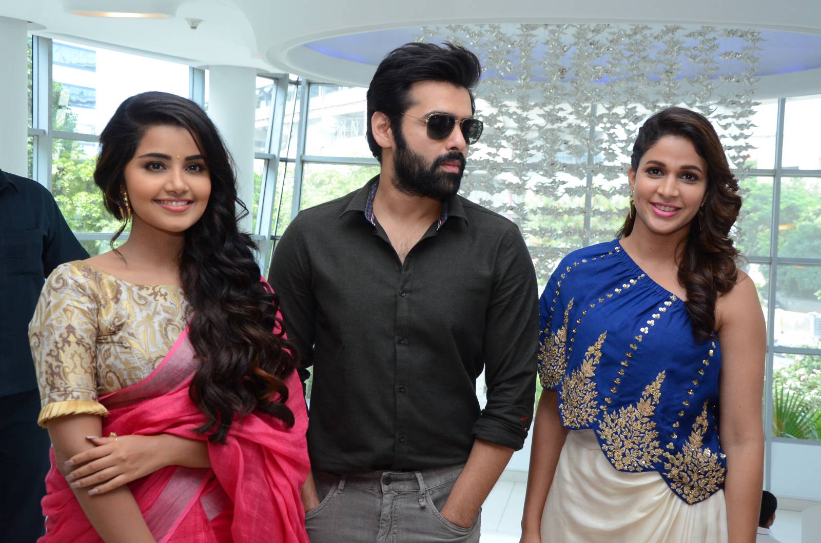 ఉన్నది ఒకటే జిందగీ మూవీ థాంక్స్ మీట్ ఫోటో గ్యాలరీ