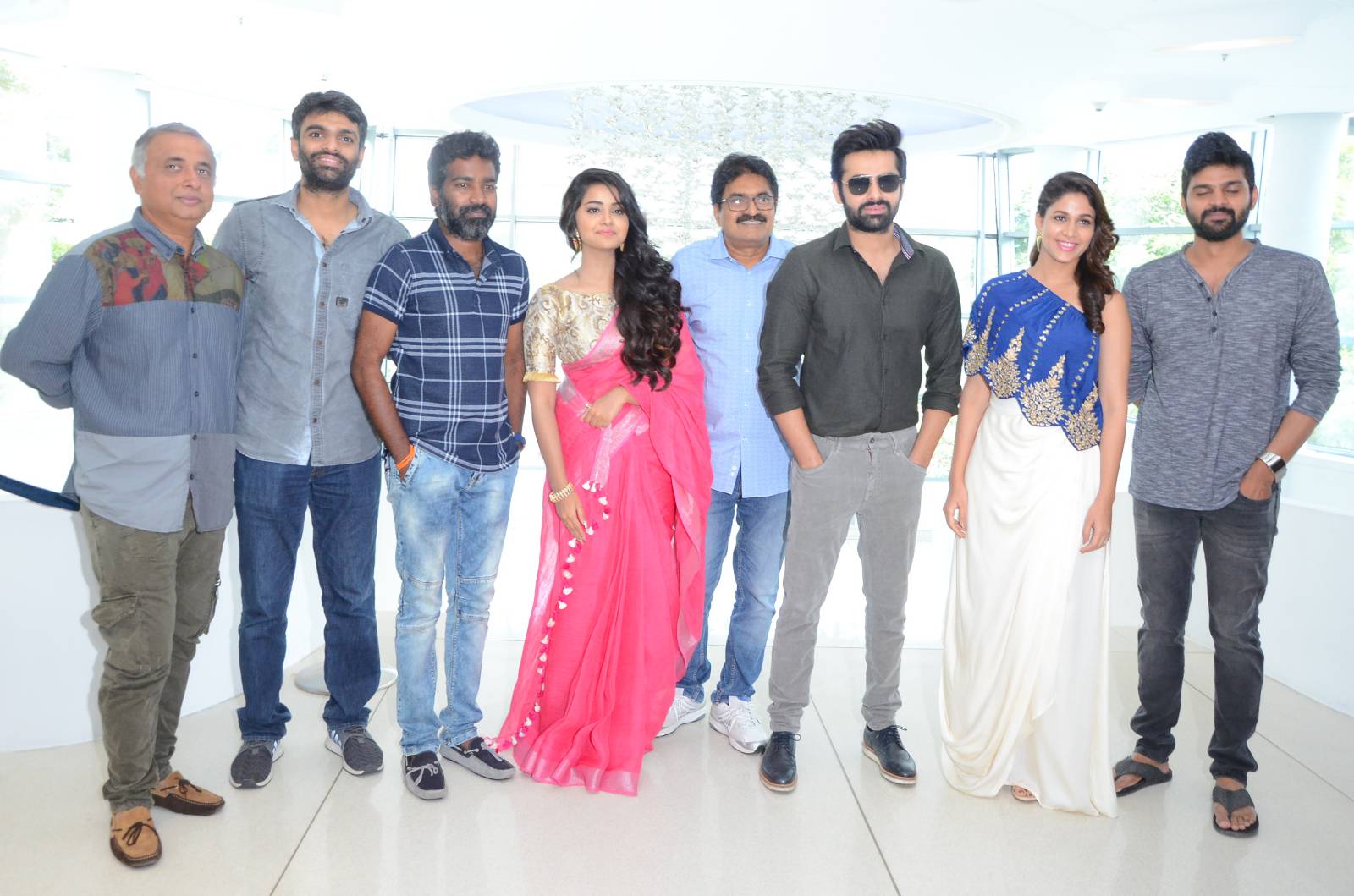 ఉన్నది ఒకటే జిందగీ మూవీ థాంక్స్ మీట్ ఫోటో గ్యాలరీ