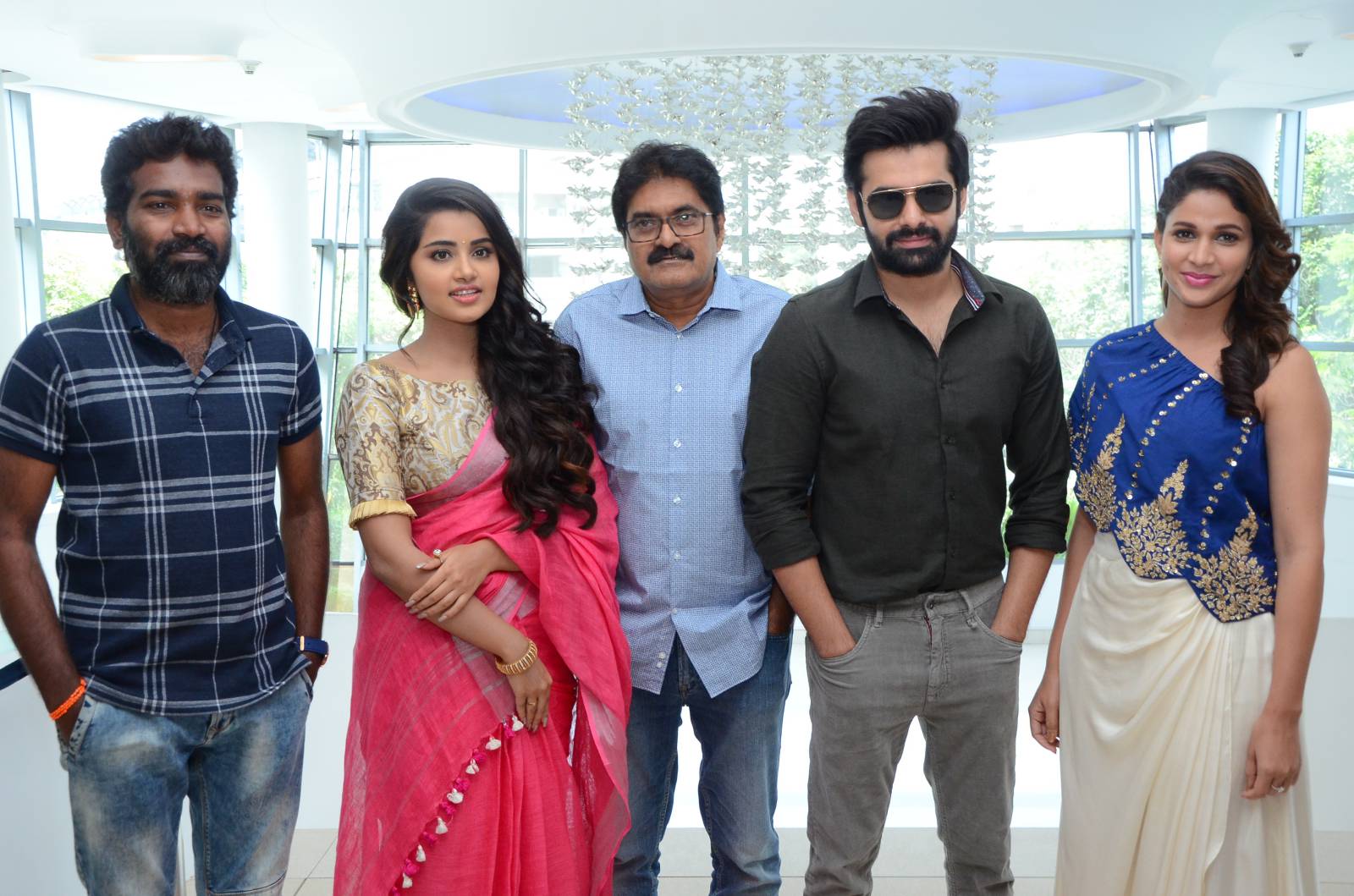 ఉన్నది ఒకటే జిందగీ మూవీ థాంక్స్ మీట్ ఫోటో గ్యాలరీ