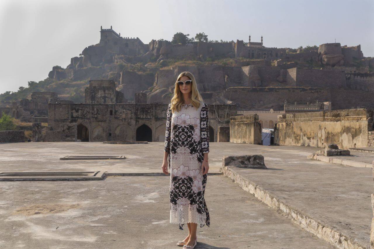 अपनी भारत यात्रा के दौरान इवांका ने ऐतिहासिक गोलकोंडा किले का दौरा किया था।