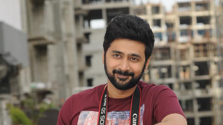 actor rahul ravindran posts a nude photo of him social media post goes viral ksr actor rahul ravindran posts a nude photo of him social media post goes viral ksr