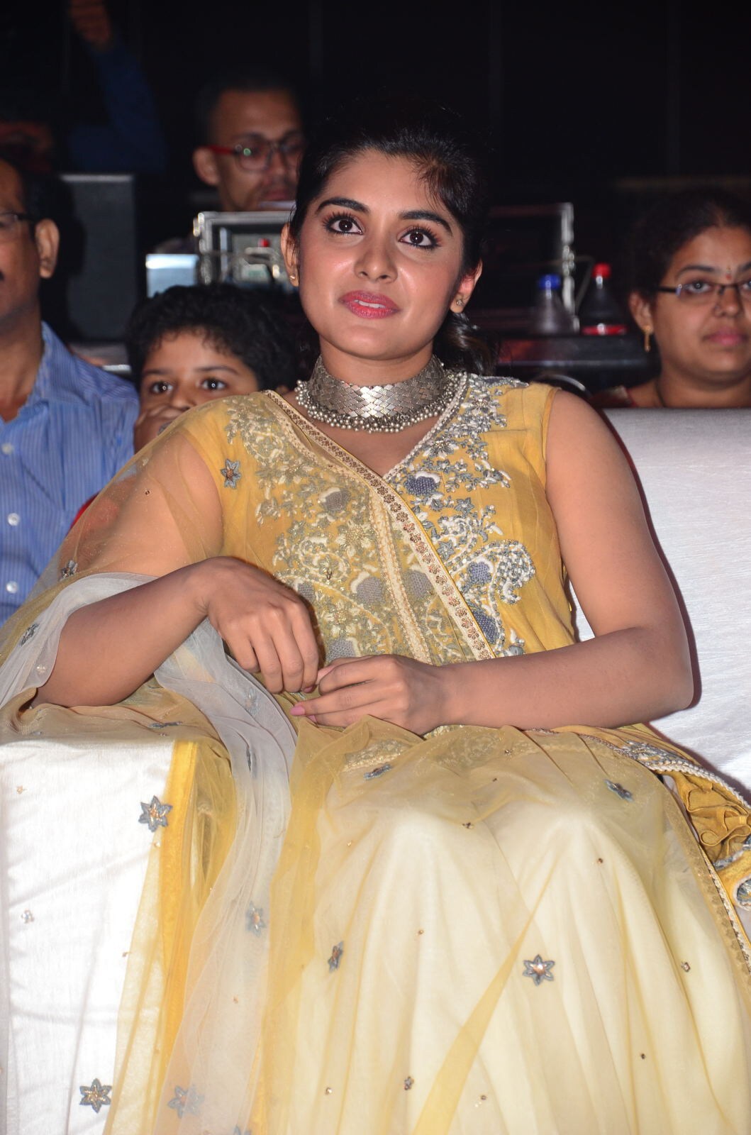 niveda thamos at ninnu kori movie pre release event