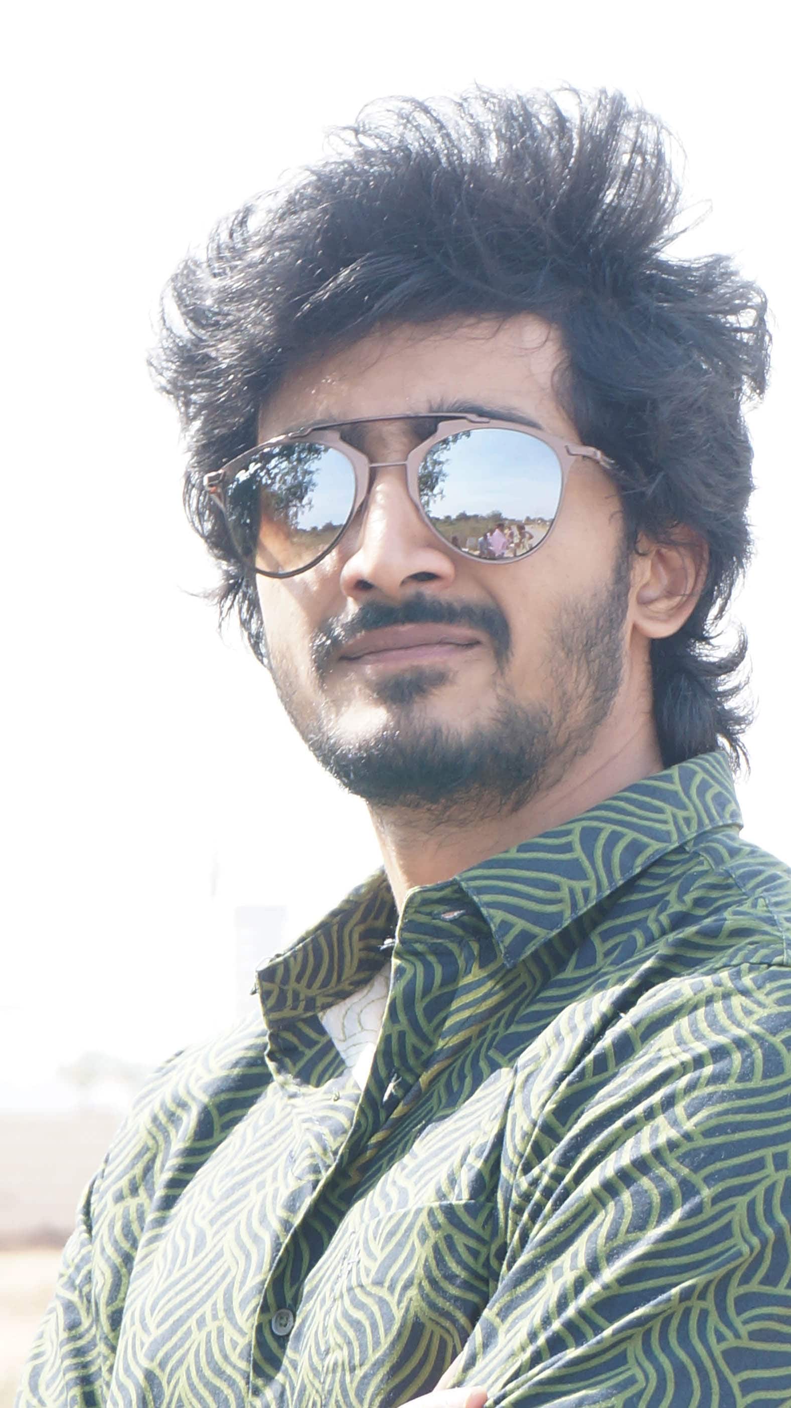 IDEM DEYYAM movie latest stills