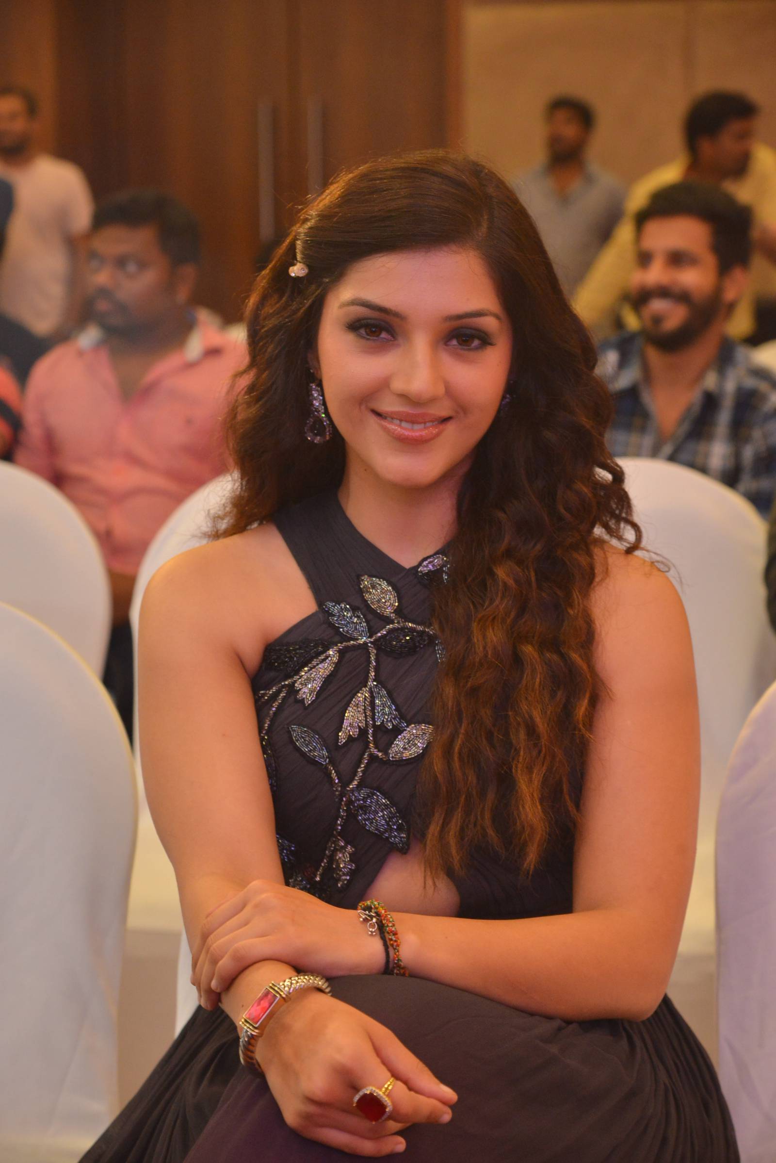 Mehrene Kaur photo gallery