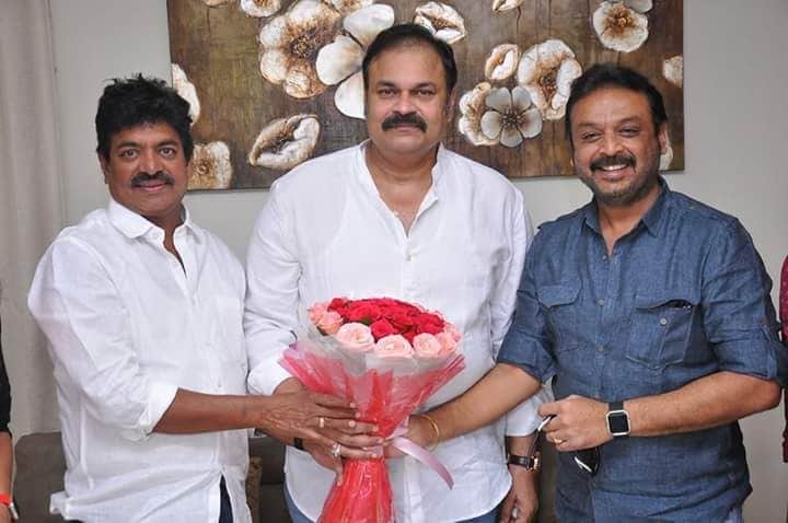 నాగబాబు పుట్టిన రోజు సెలెబ్రేషన్స్ ఫోటోస్