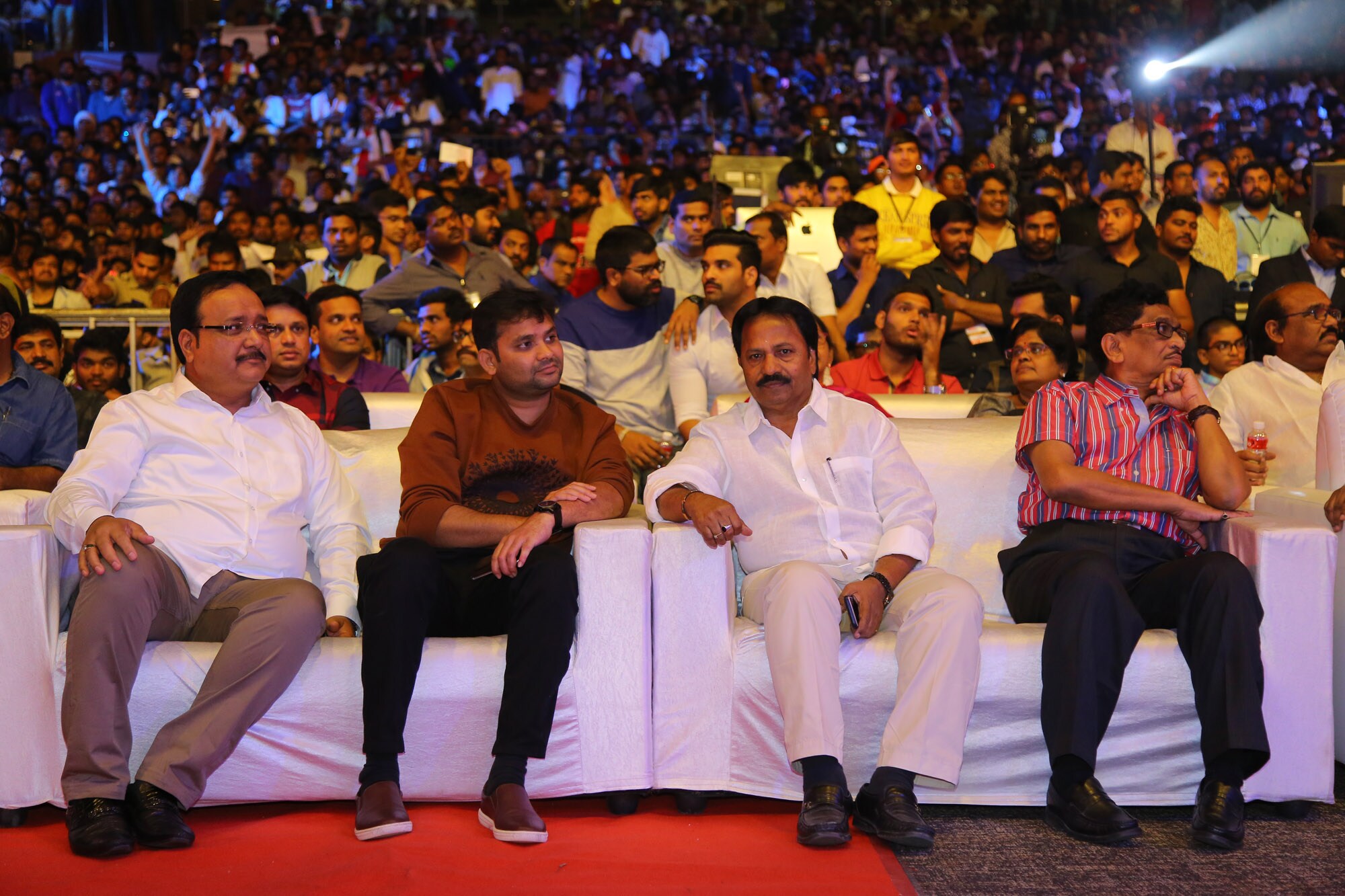 అజ్ఞాతవాసి మూవీ ఆడియో లాంచ్ ఈవెంట్ గ్యాలరీ