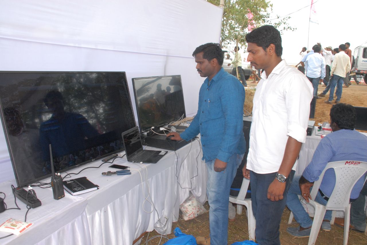 కాకతీయ టెక్స్ టైల్స్ పార్క్ శంకుస్థాపన కార్యక్రమంలో కేసీఆర్