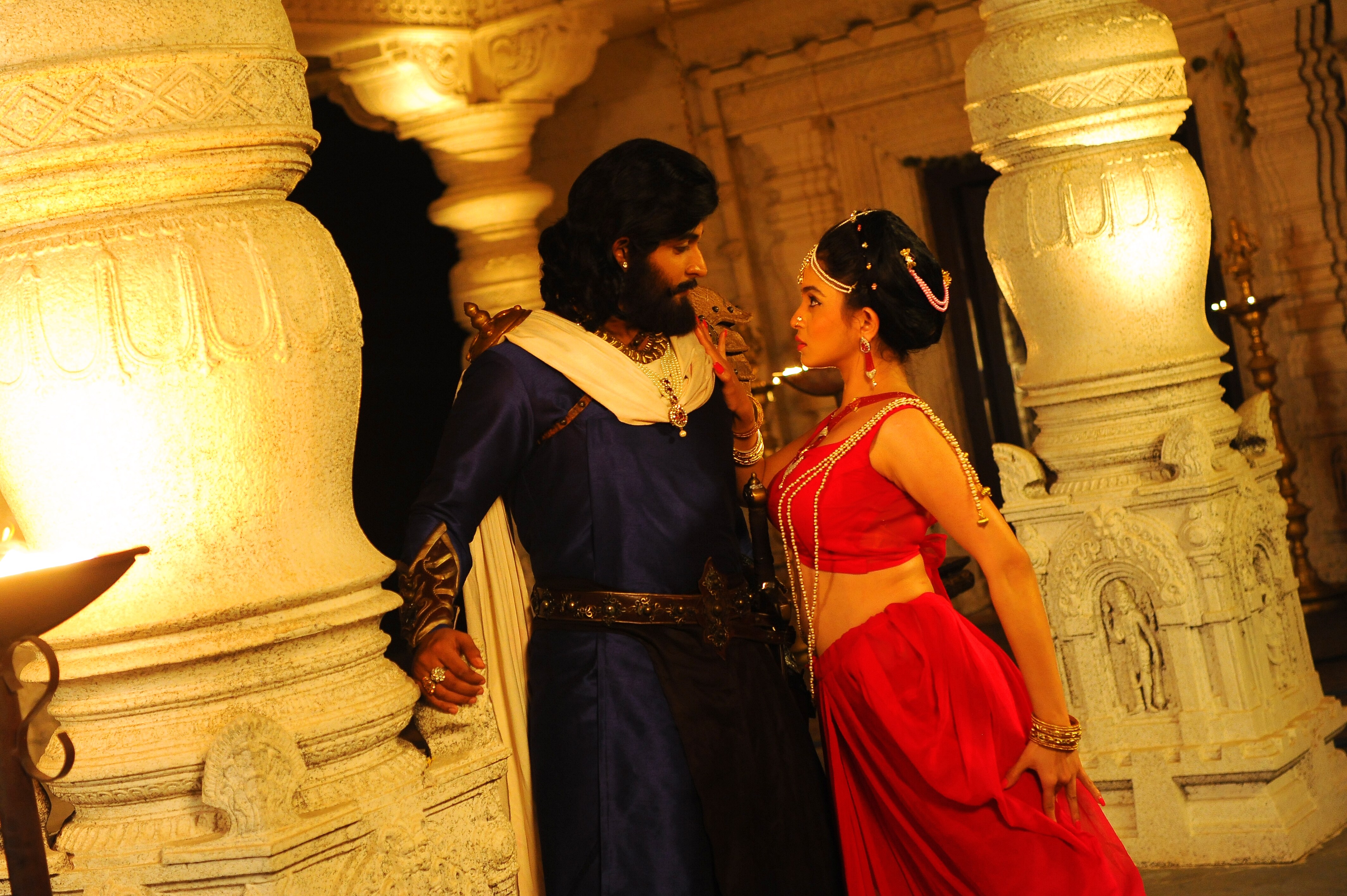 'రాయల హారం' మూవీ న్యూ స్టిల్స్