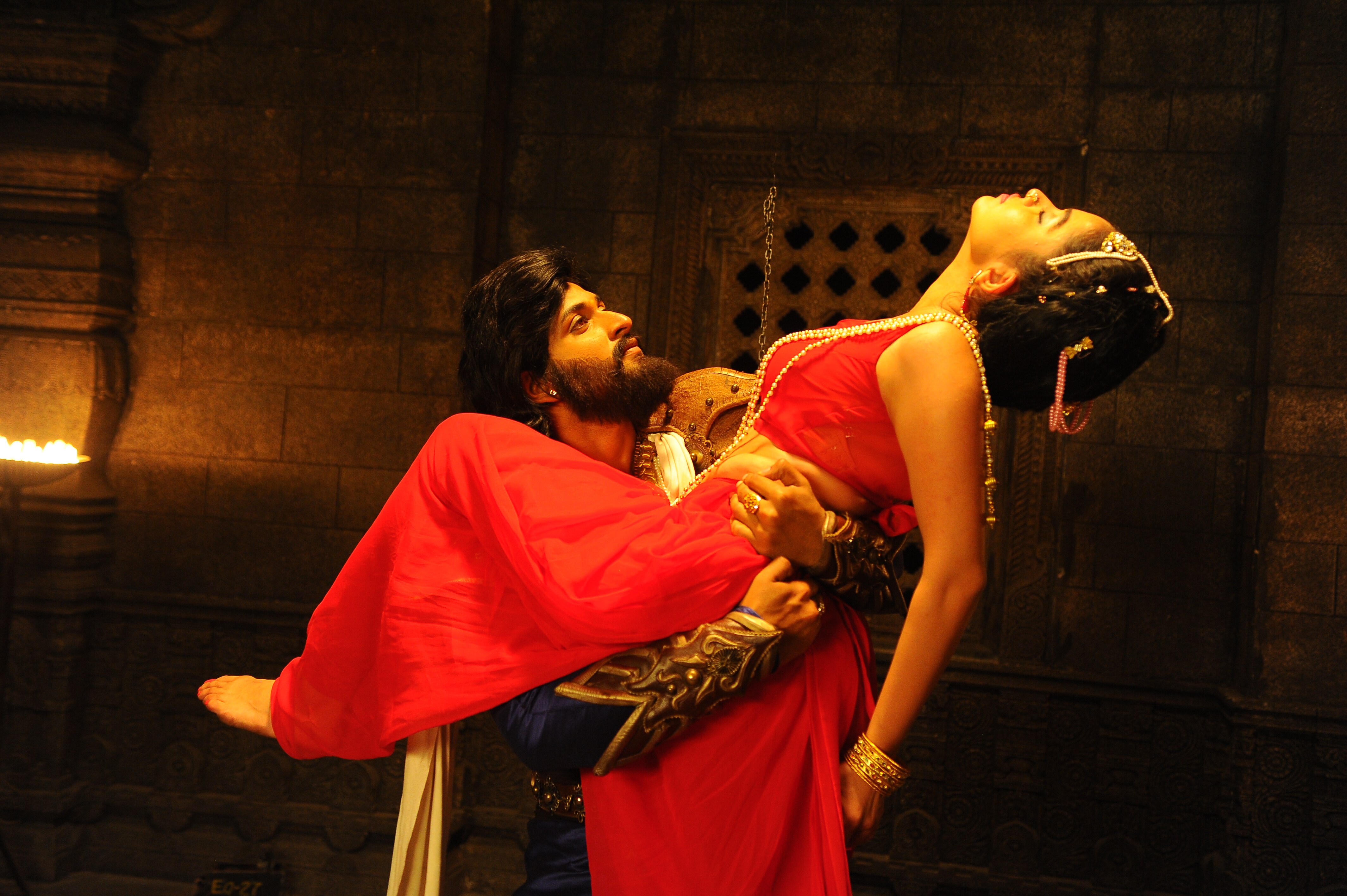 'రాయల హారం' మూవీ న్యూ స్టిల్స్