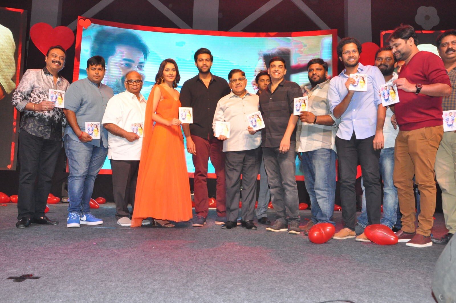 తొలి ప్రేమ మూవీ ఆడియో లాంచ్ ఈవెంట్ గ్యాలరీ