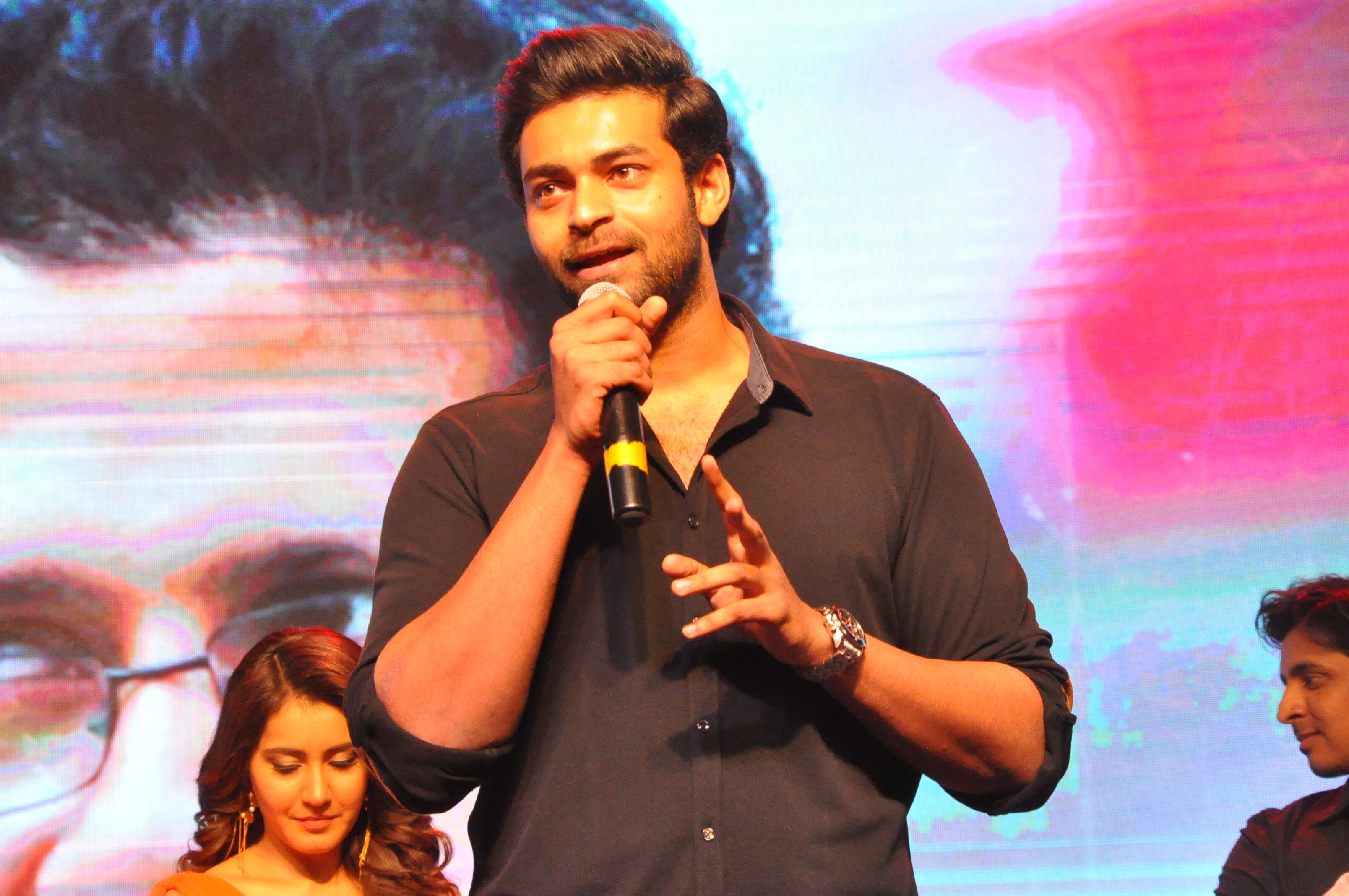తొలి ప్రేమ మూవీ ఆడియో లాంచ్ ఈవెంట్ గ్యాలరీ
