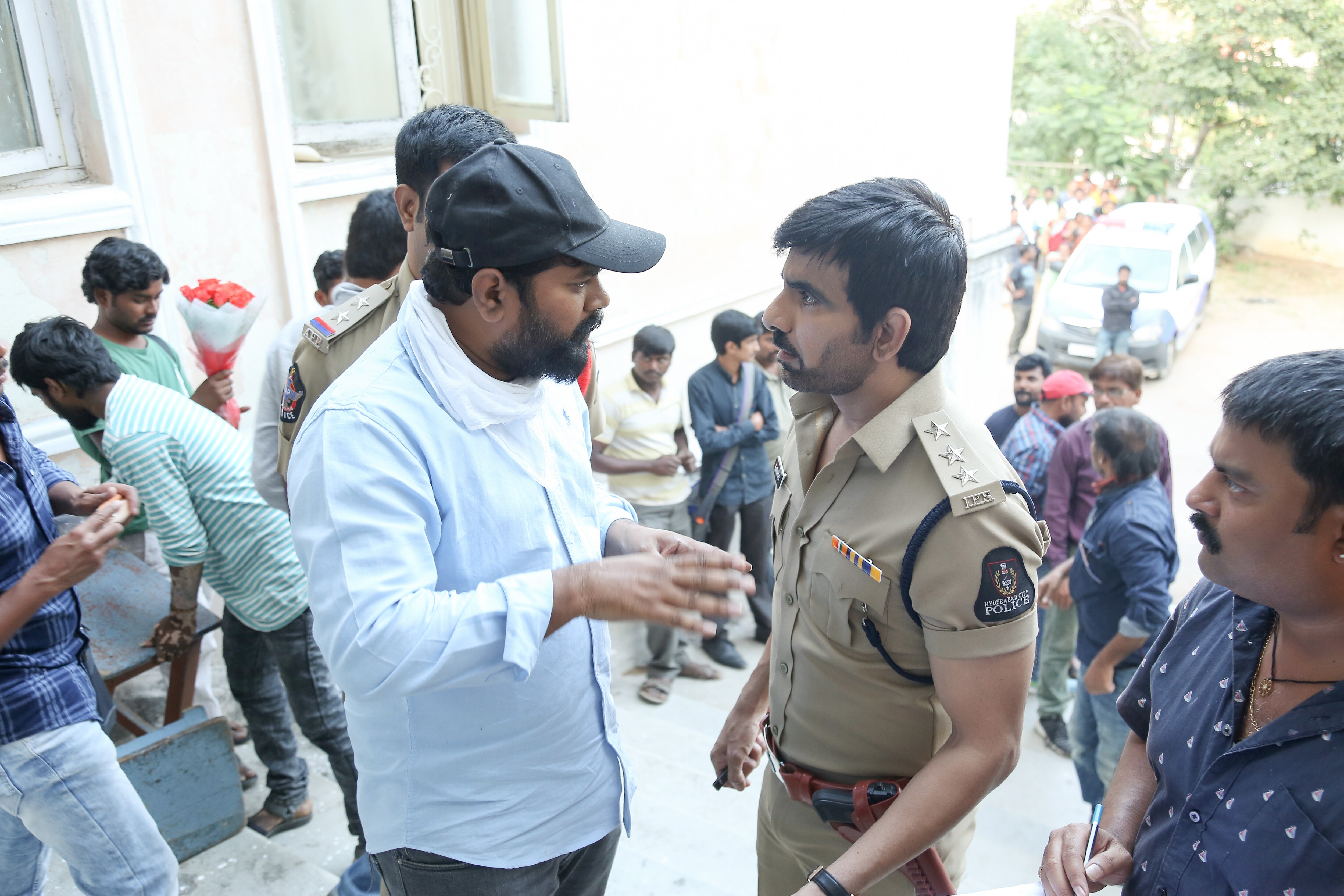 టచ్ చేసి చూడు మూవీ వర్కింగ్ స్టిల్స్