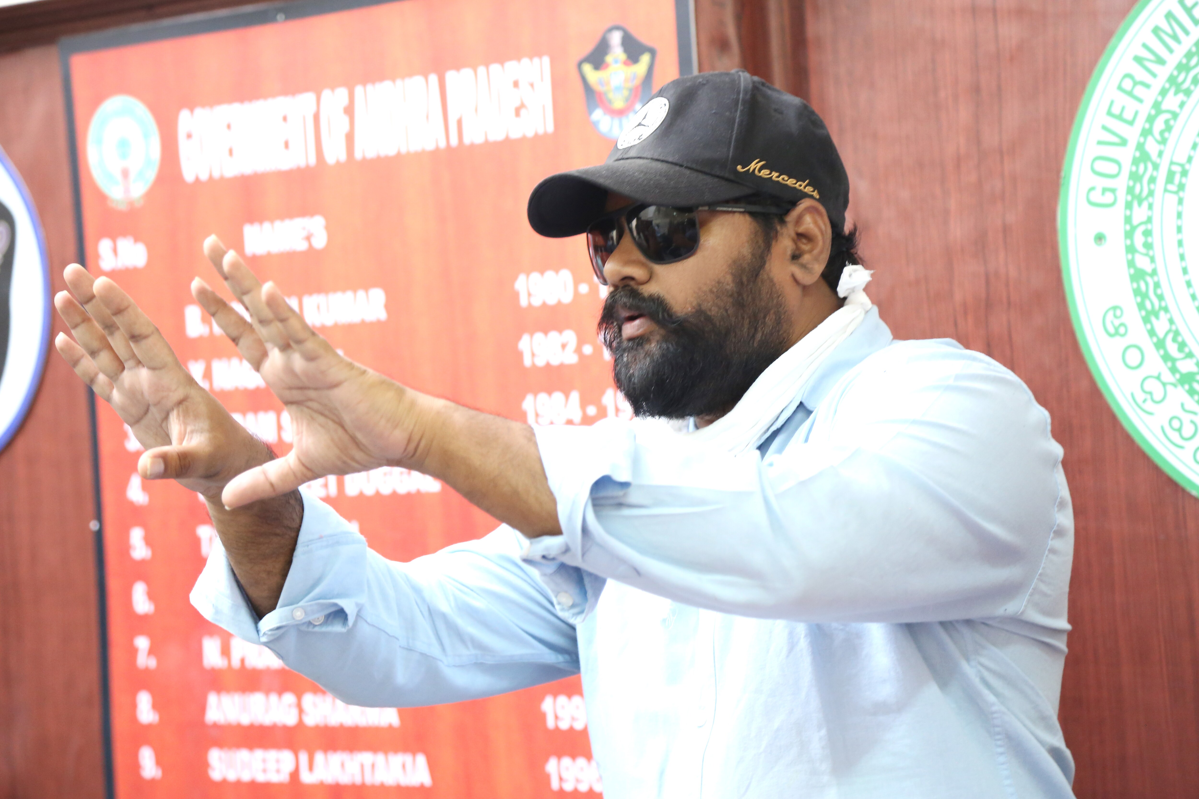 టచ్ చేసి చూడు మూవీ వర్కింగ్ స్టిల్స్