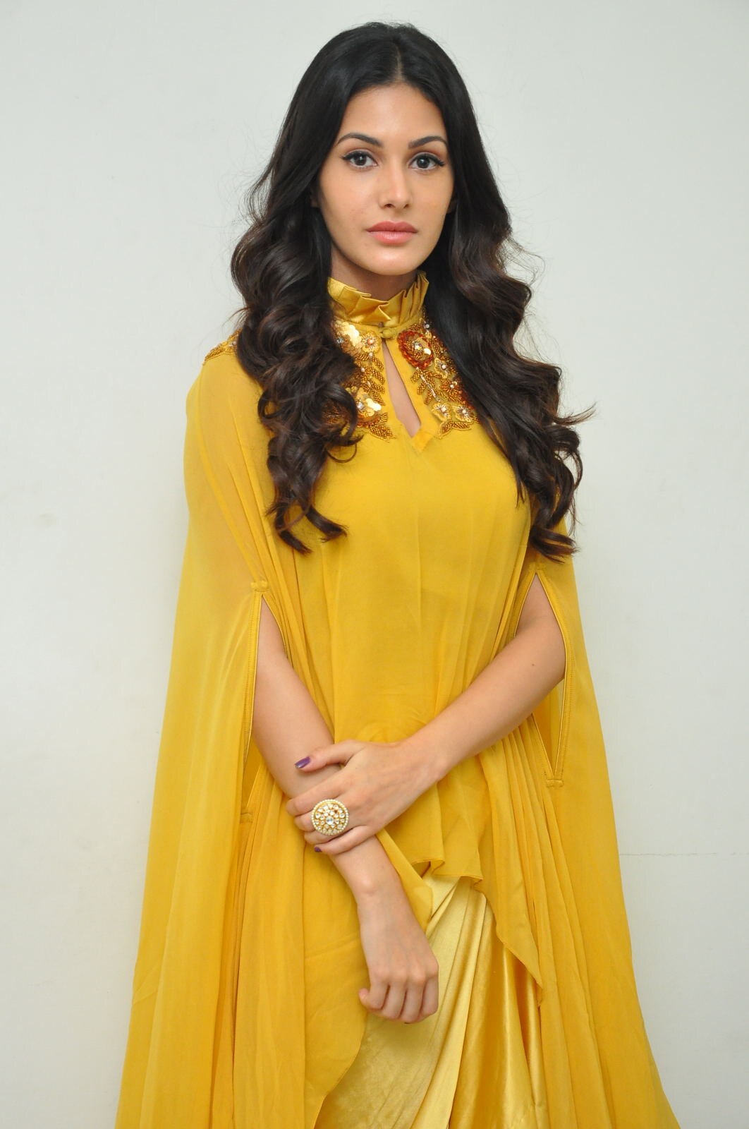 అమైరా దస్తూర్ లేటెస్ట్ గ్యాలరీ