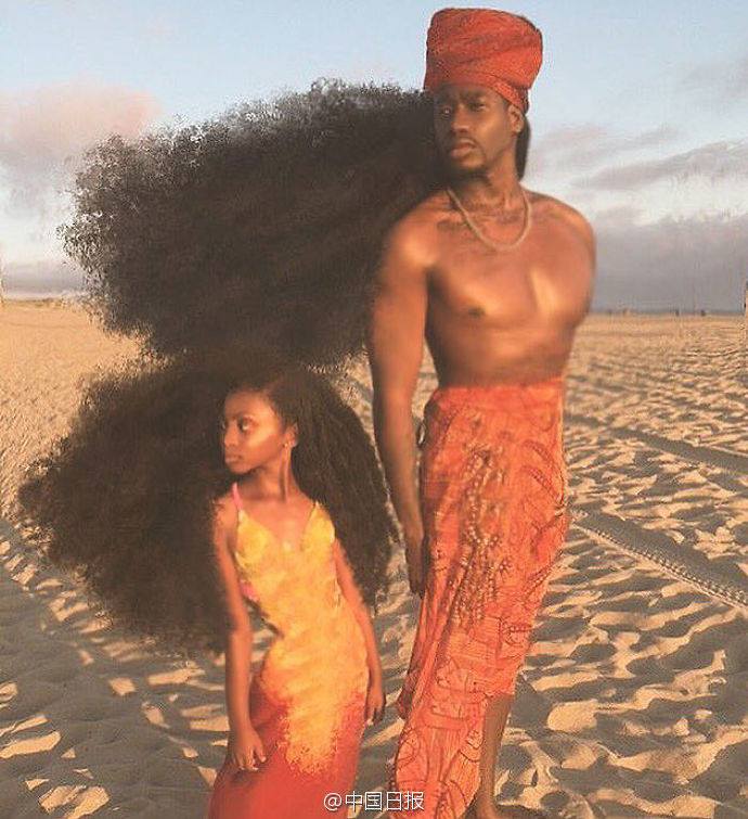 Frizzy father daughter duo turns into Internet hit