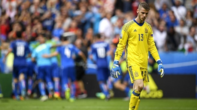 italy beat defending champion spain
