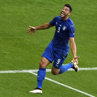 italy beat defending champion spain