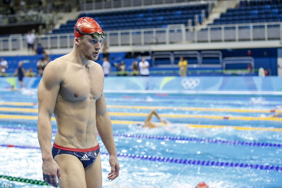 Incredible photos show off Olympic swimmers