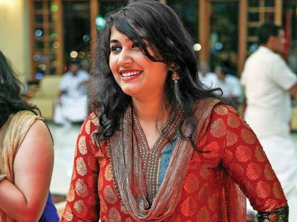 പ്രണവിന്റെയും വിസ്മയയുടെയും അപൂര്വ ചിത്രങ്ങള്