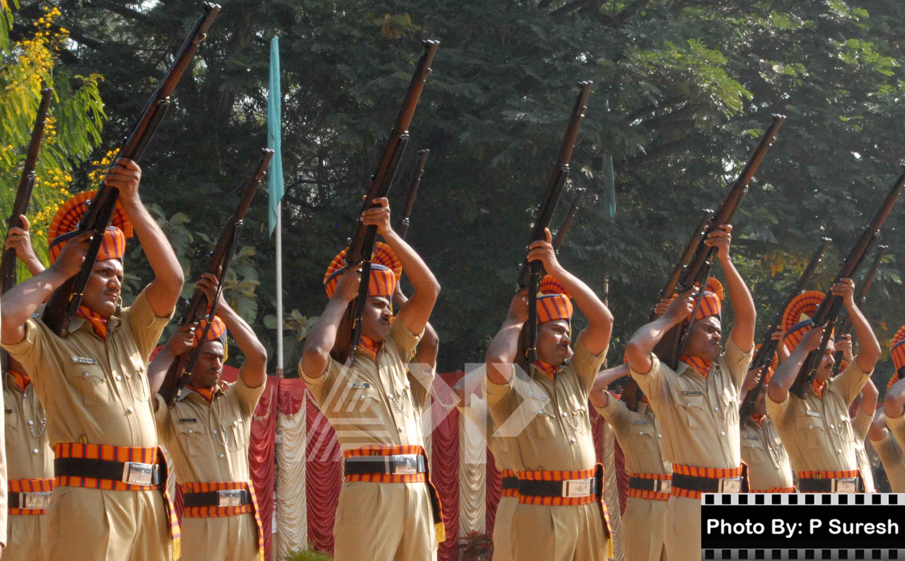 ಪೊಲೀಸ್ ಸಂಸ್ಮರಣ ದಿನಾಚರಣೆ ಅಂಗವಾಗಿ ಹುತಾತ್ಮ ಪೊಲೀಸರಿಗೆ ಗೌರವಾರ್ಪಣೆ