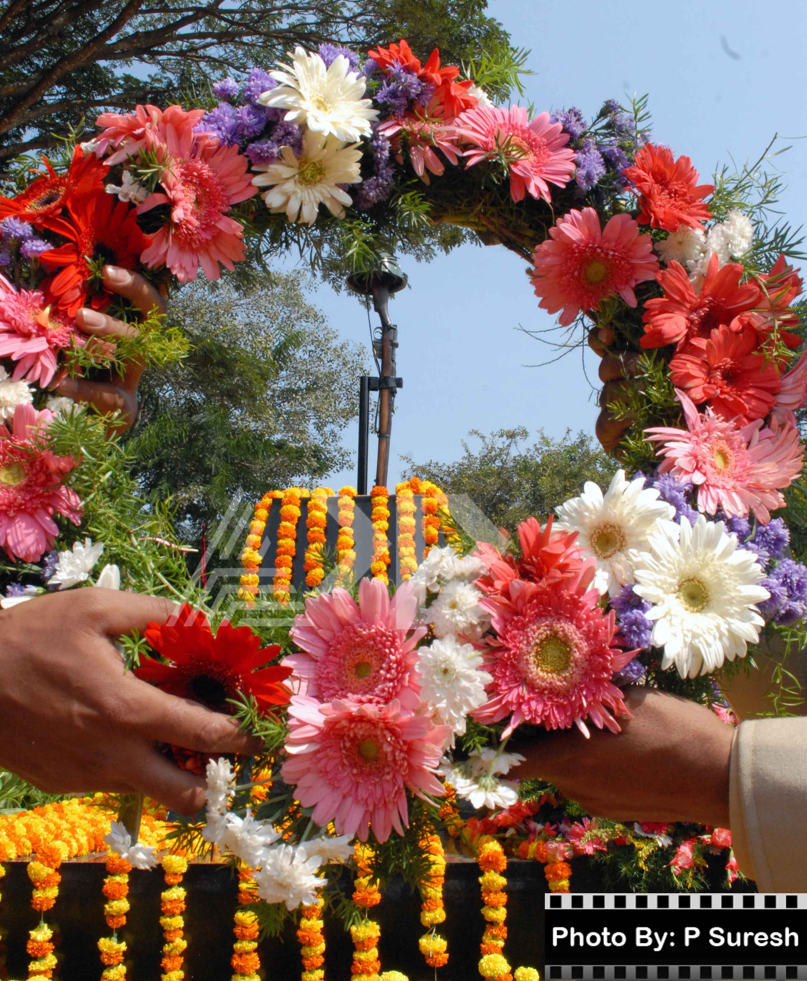 ಪೊಲೀಸ್ ಸಂಸ್ಮರಣ ದಿನಾಚರಣೆ ಅಂಗವಾಗಿ ಹುತಾತ್ಮ ಪೊಲೀಸರಿಗೆ ಗೌರವಾರ್ಪಣೆ