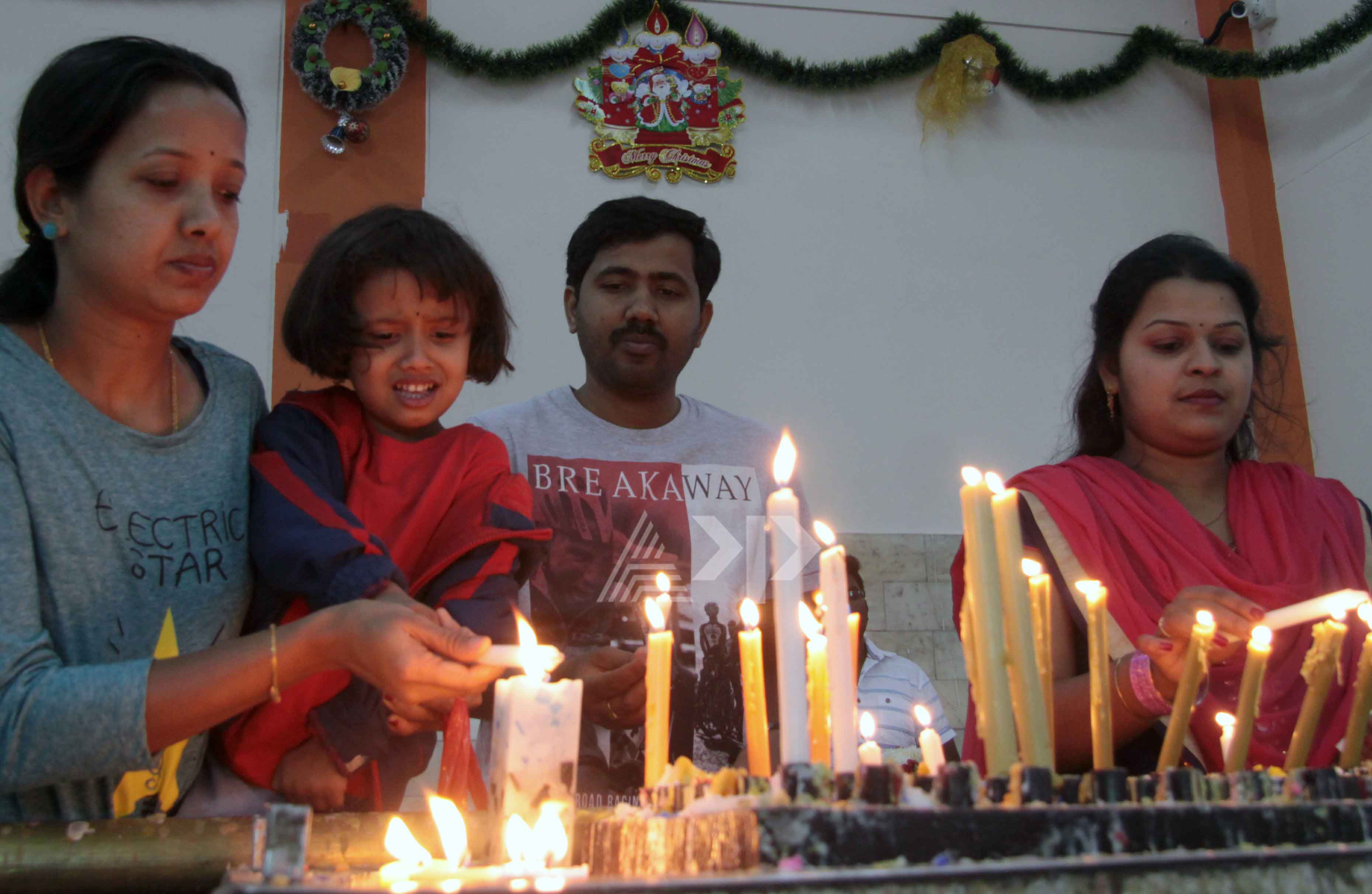 ರಾಜಧಾನಿ ಬೆಂಗಳೂರಿನಲ್ಲಿ ಸಡಗರದ ಕ್ರಿಸ್'ಮಸ್ ಆಚರಣೆ