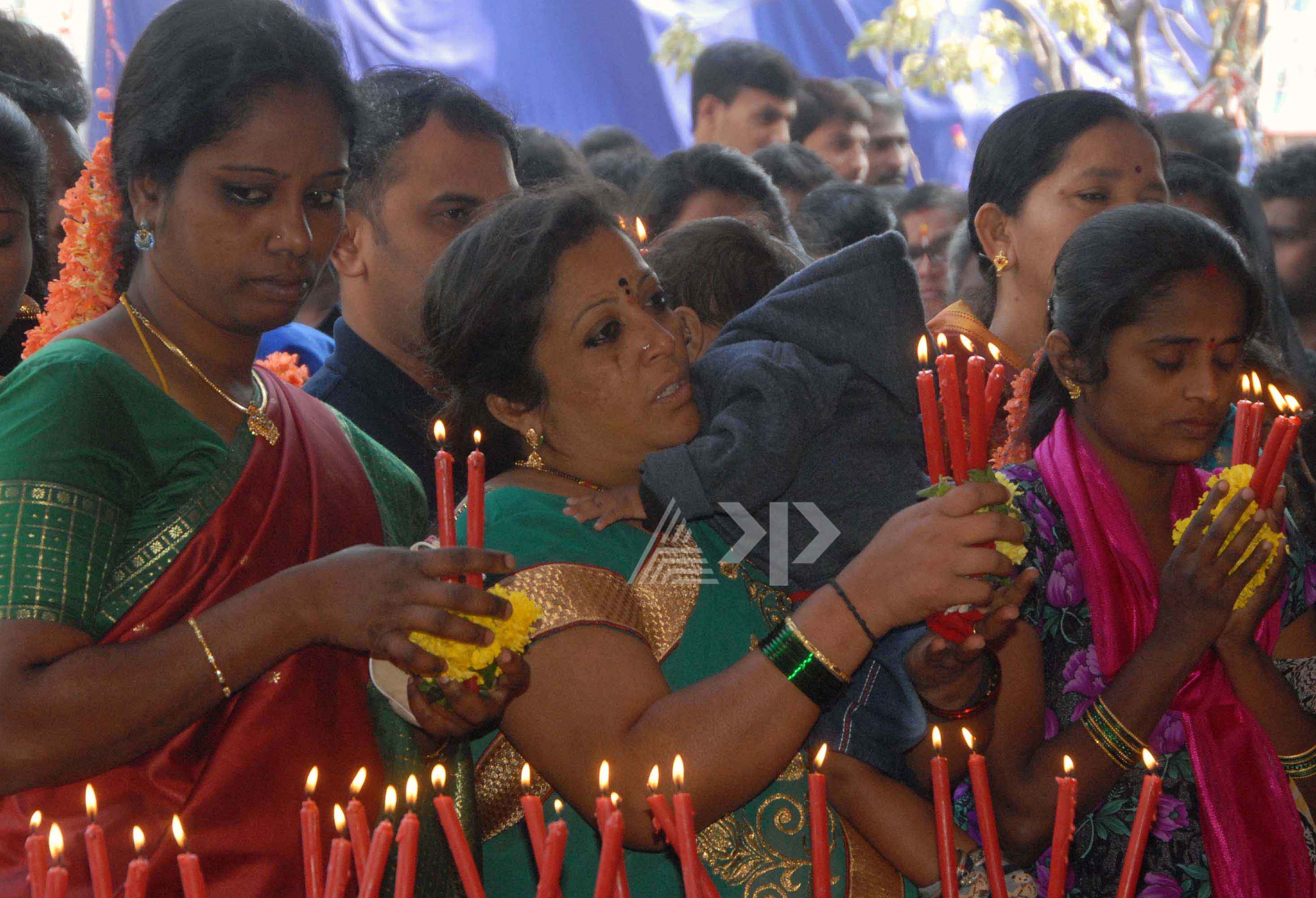 ರಾಜಧಾನಿ ಬೆಂಗಳೂರಿನಲ್ಲಿ ಸಡಗರದ ಕ್ರಿಸ್'ಮಸ್ ಆಚರಣೆ