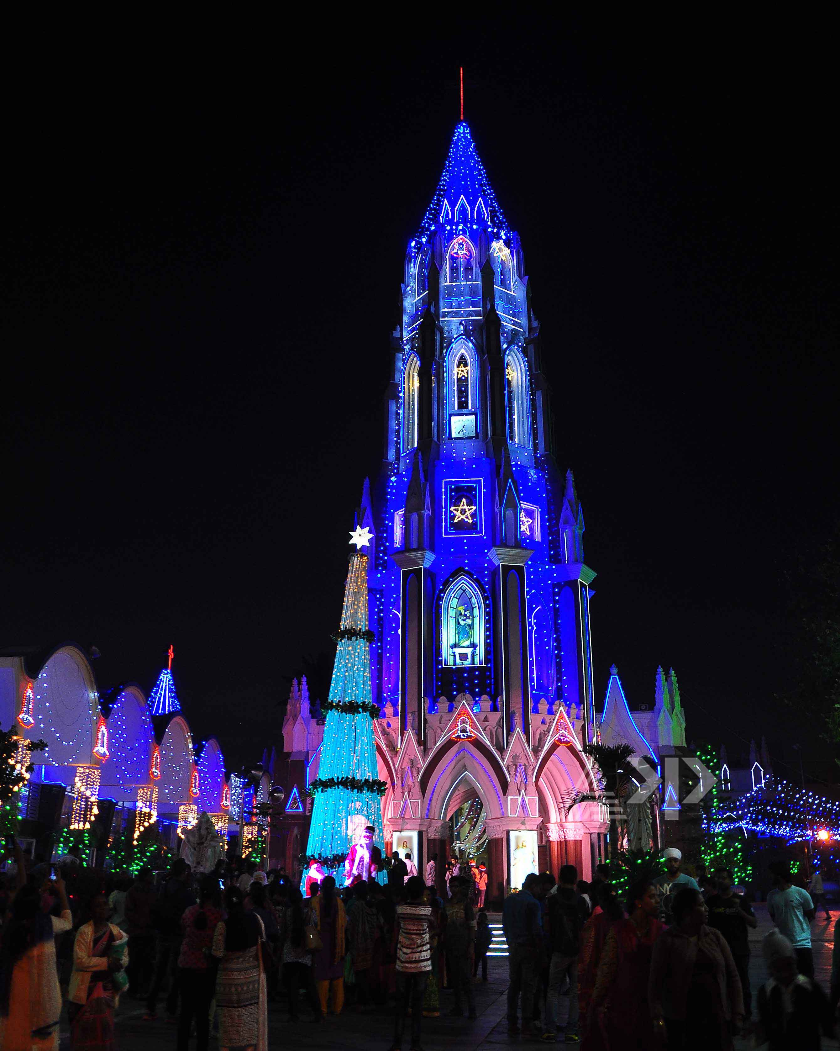 ರಾಜಧಾನಿ ಬೆಂಗಳೂರಿನಲ್ಲಿ ಸಡಗರದ ಕ್ರಿಸ್'ಮಸ್ ಆಚರಣೆ