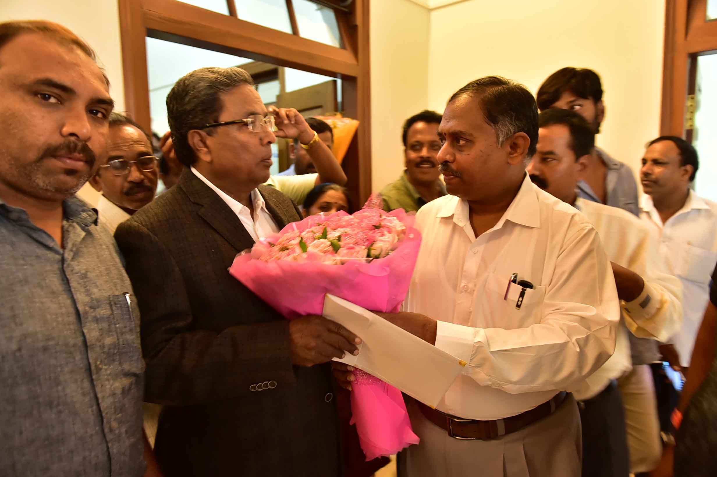Cm Siddramaiah Dubai Tour