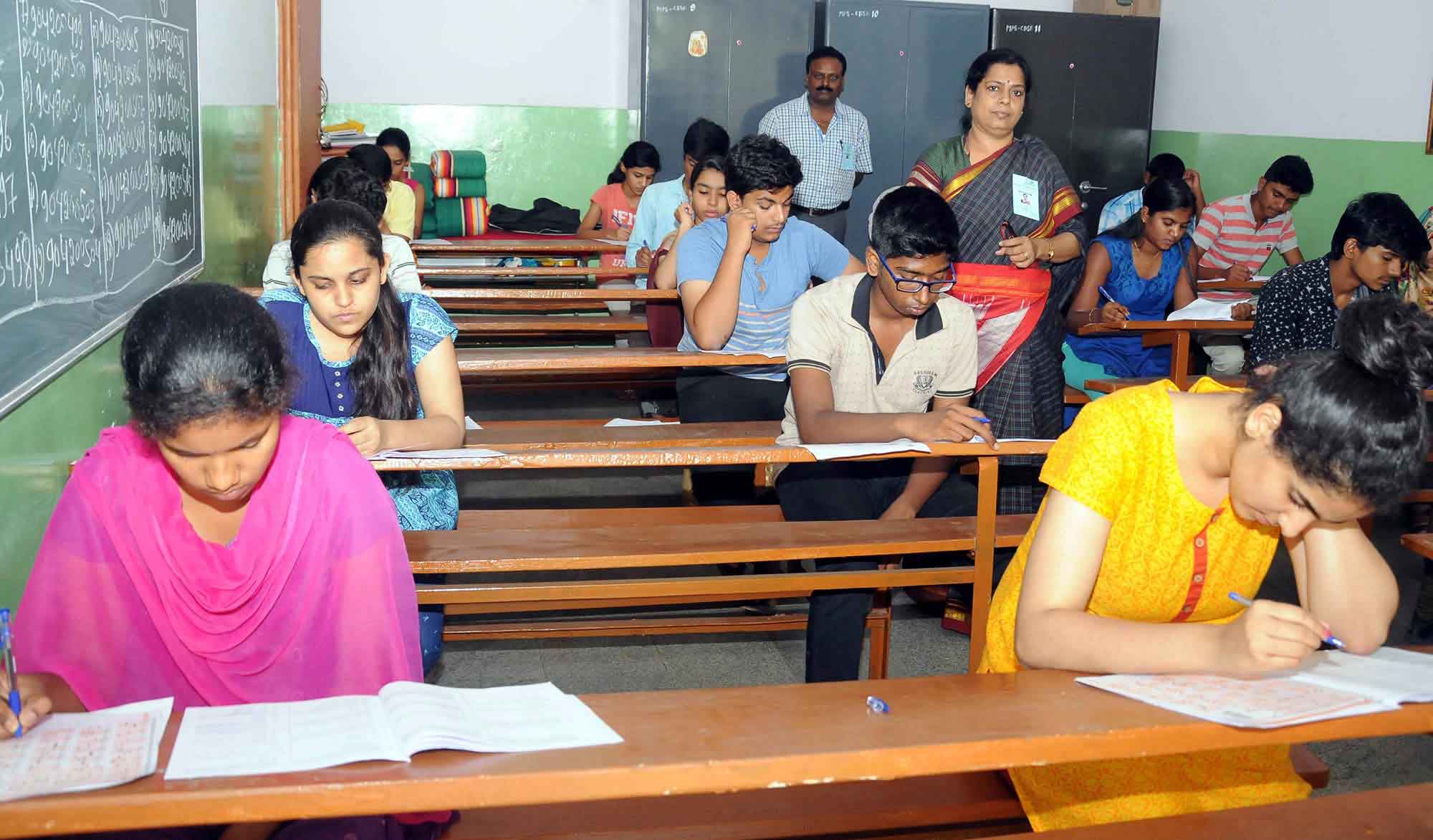 Controversies And Complaints From Students In Plenty Day After Exam