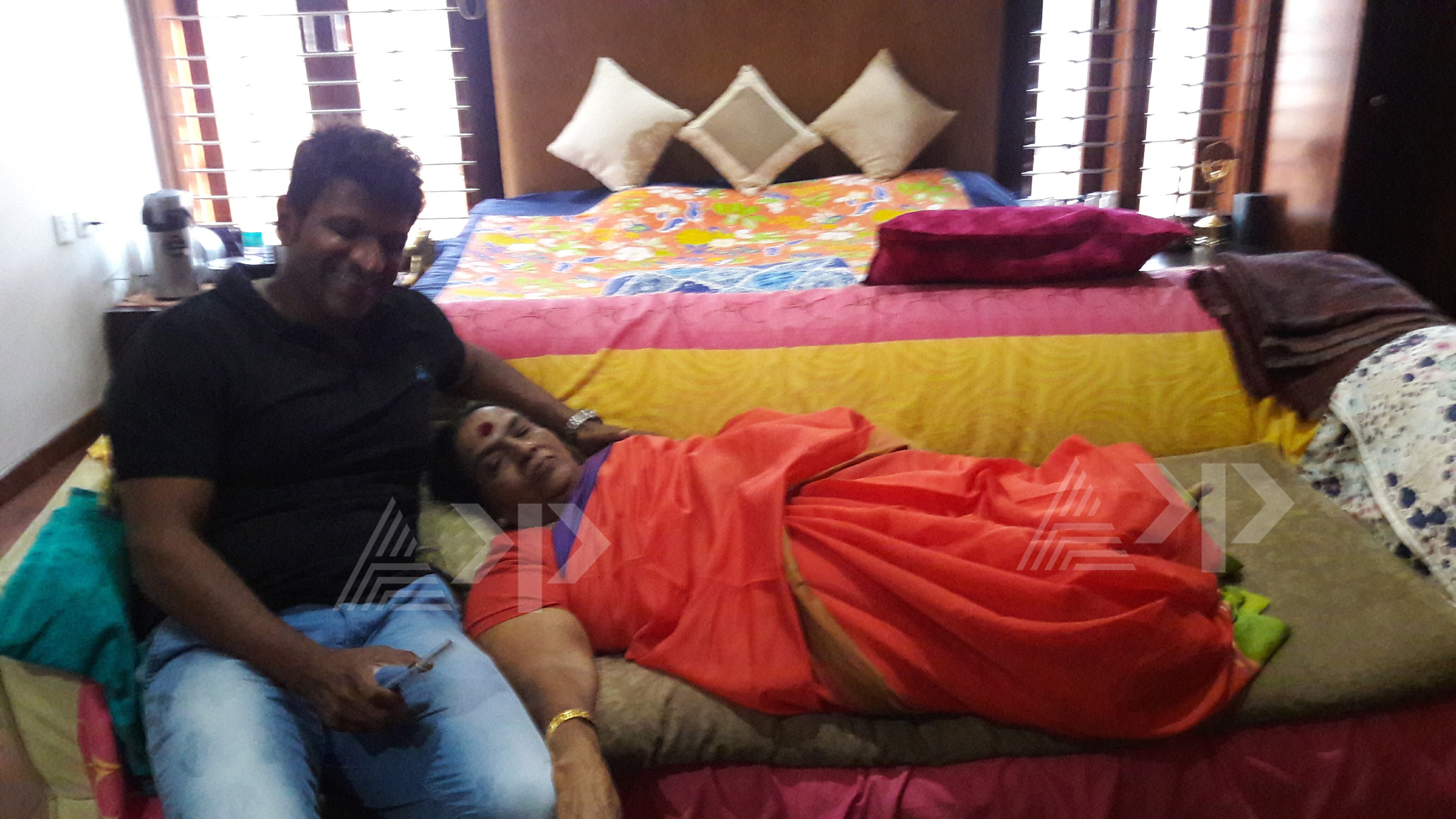 Resent Photos Of Puneeth And Parvatamma Rajkumar