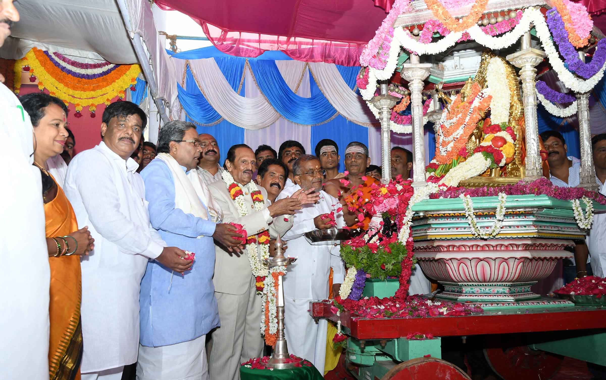 Mysuru Dasara Inaugurated By Nisar Ahmed