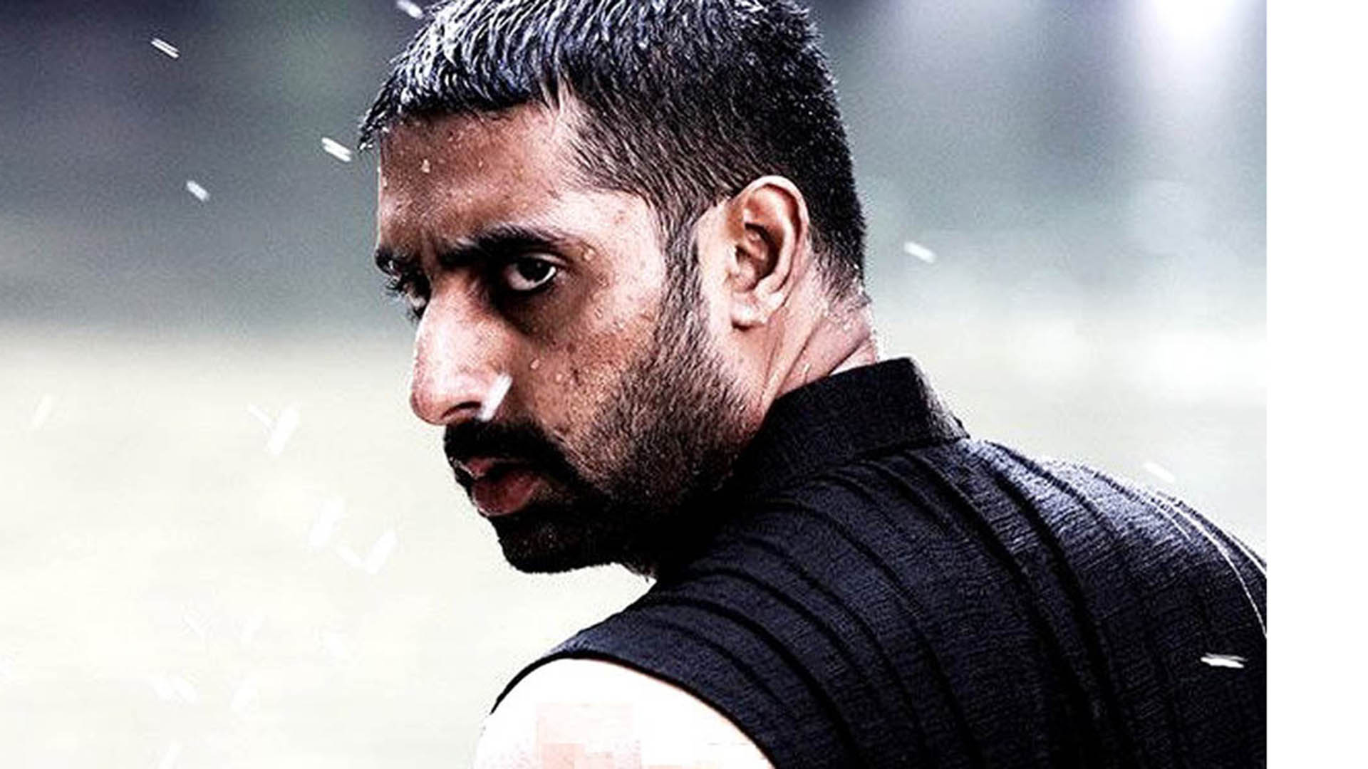 Reasons why Abhishek Bachchan is the luckiest unlucky guy in
