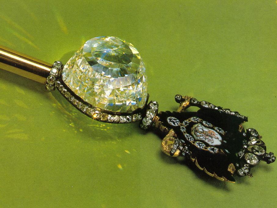 The Kohinoor and 7 priceless gems stolen from India