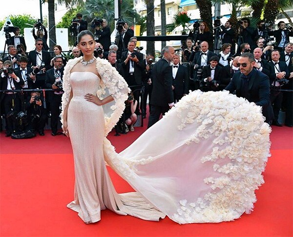 Indian celebs dazzle at Cannes 2016