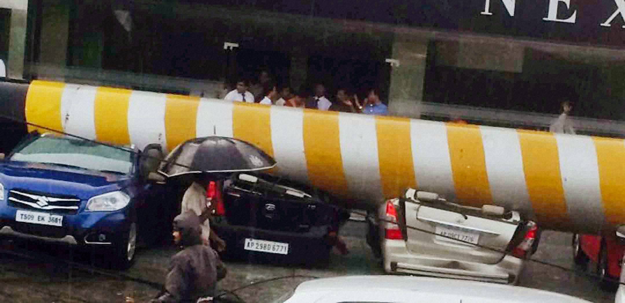 Only in India: Storm wrecks havoc in Hyderabad