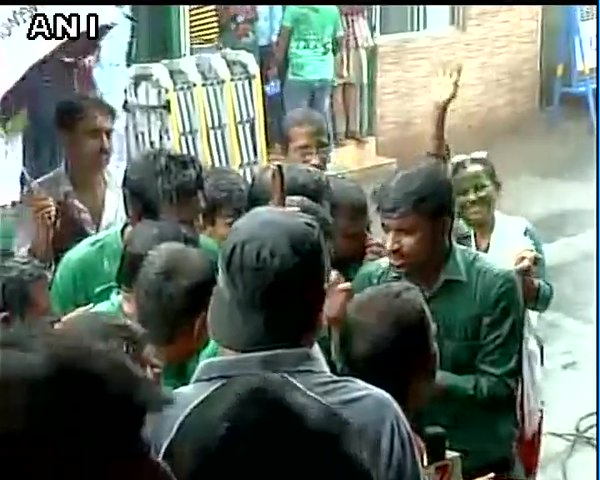 In Pics: Bengal celebrates Mamata's victory