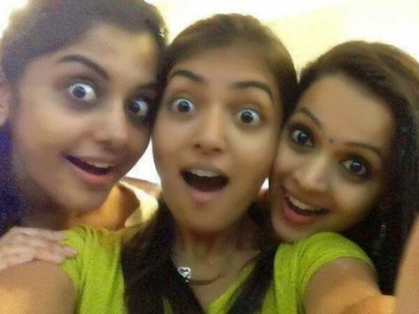 Funny selfies of Southern actress