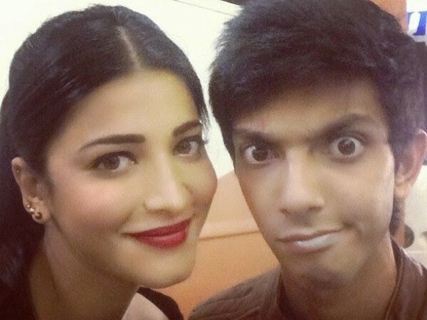 Funny selfies of Southern actress