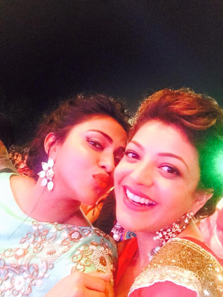 Funny selfies of Southern actress