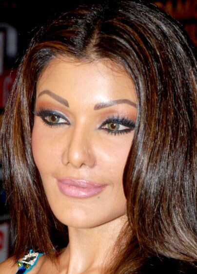 Duck lipped actresses of Bollywood