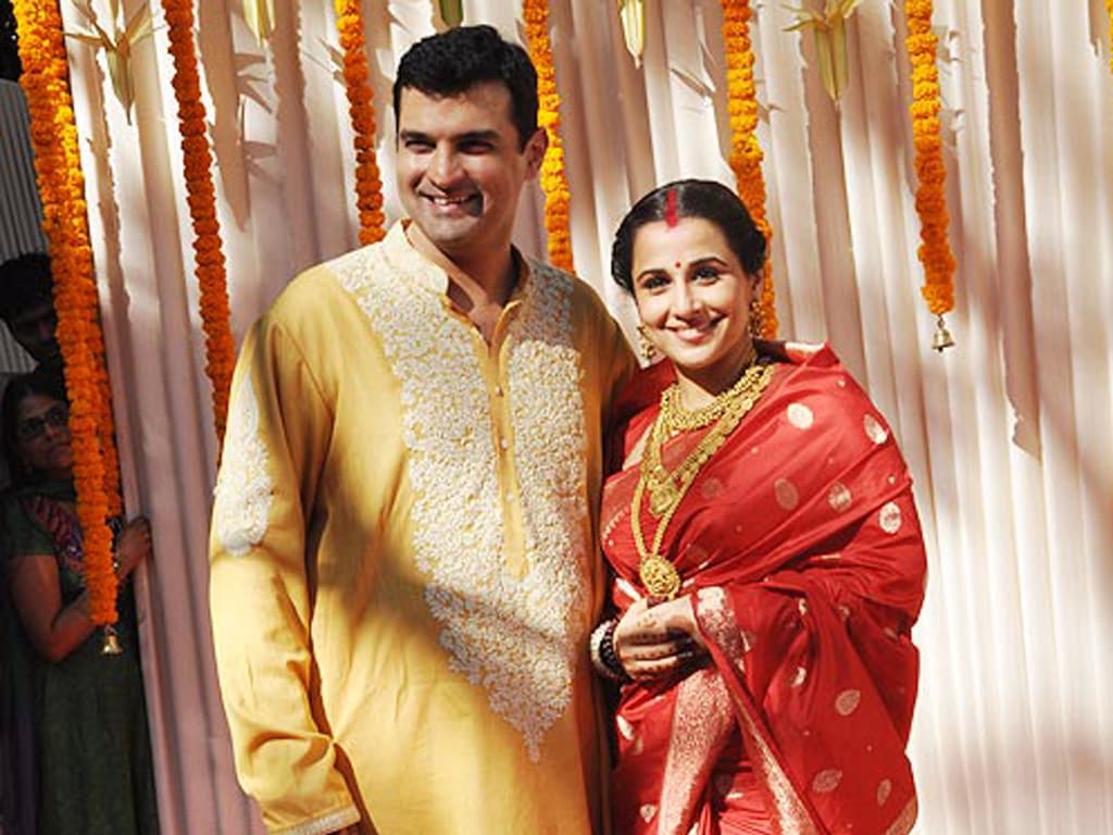Bollywood celebs who tied 'three knots' thrice
