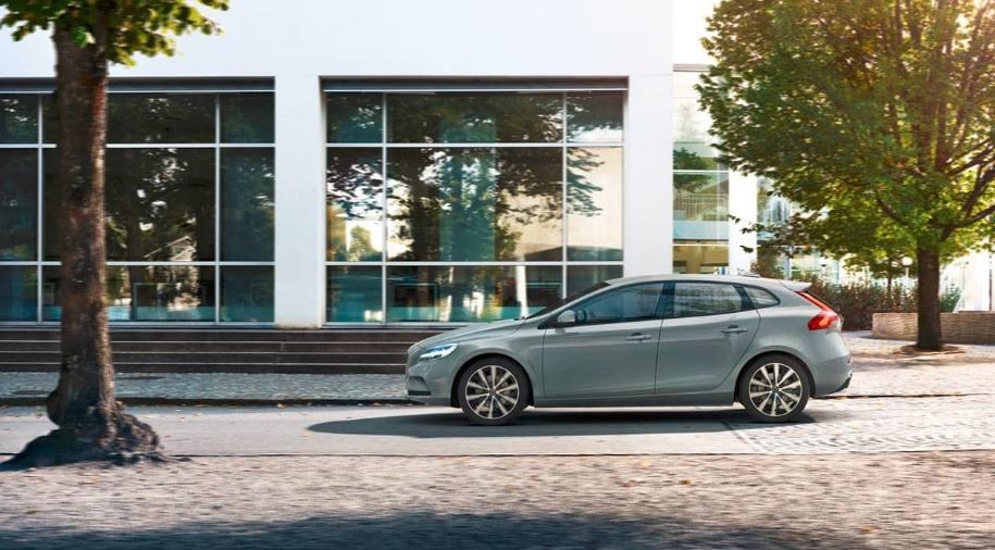 Volvo V40 and V40 Cross country